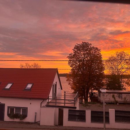 Pokoje I Apartamenty Matdar Mikołajki Esterno foto