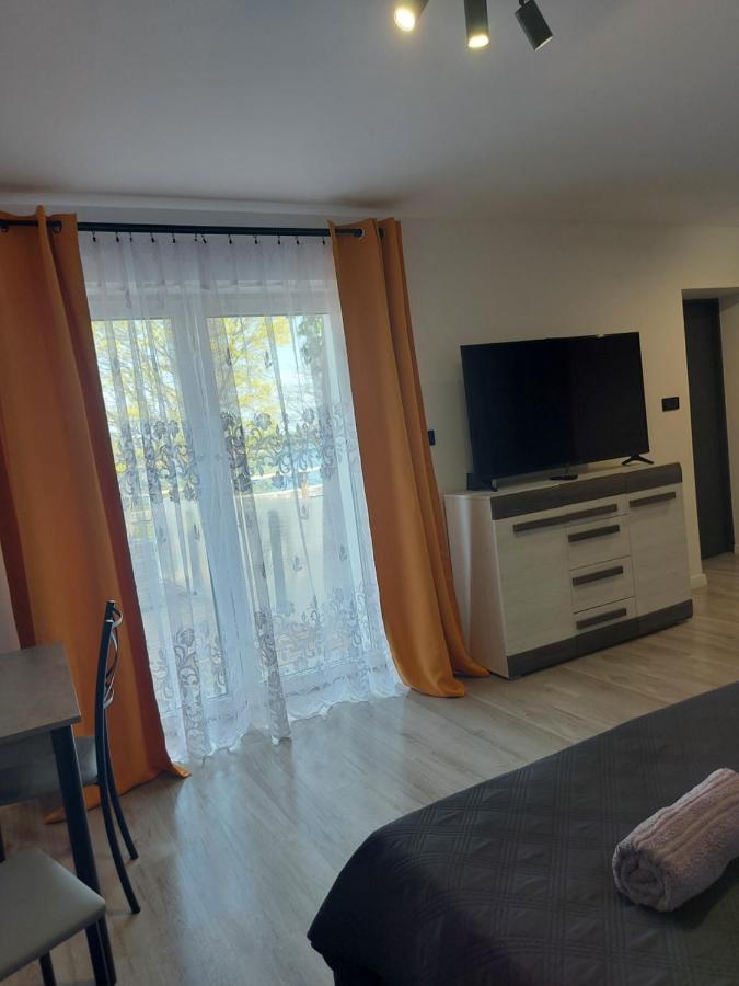 Pokoje I Apartamenty Matdar Mikołajki Esterno foto